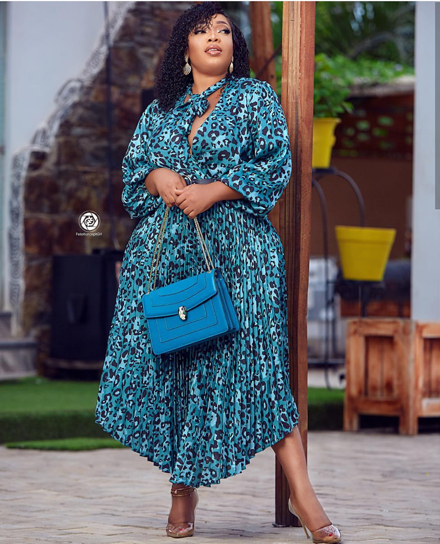 Curvy Ghanaian Actress Moesha Boduong Is Cleaning Up Her Style And We ...